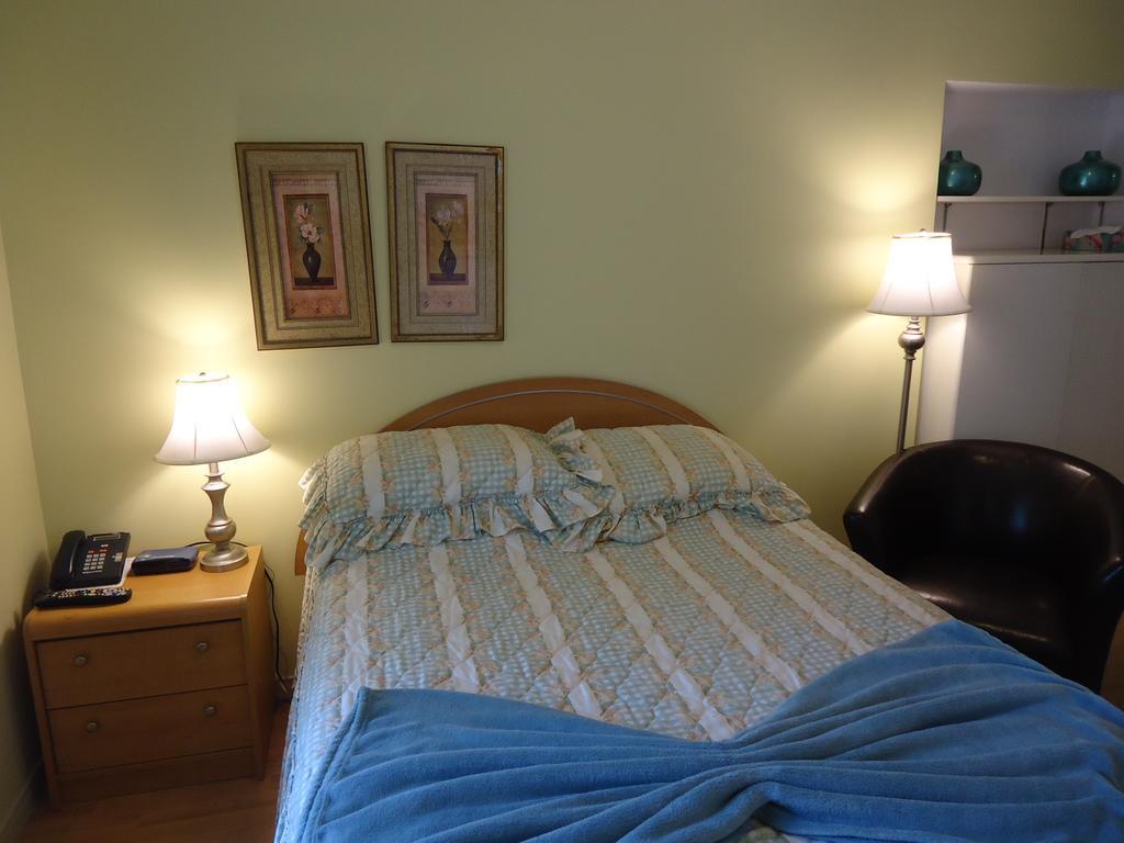 Auberge Familiale La Véranda Trois-Rivières Habitación foto