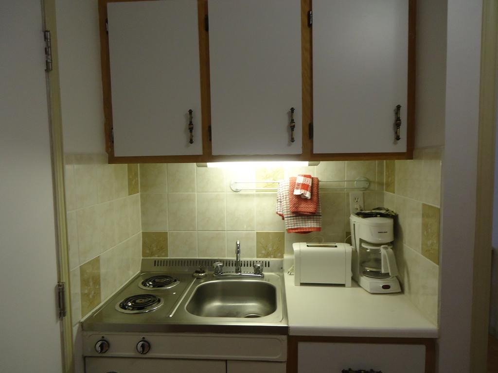 Auberge Familiale La Véranda Trois-Rivières Habitación foto